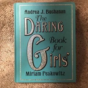 Book (Hardback): The Daring Book for Girls